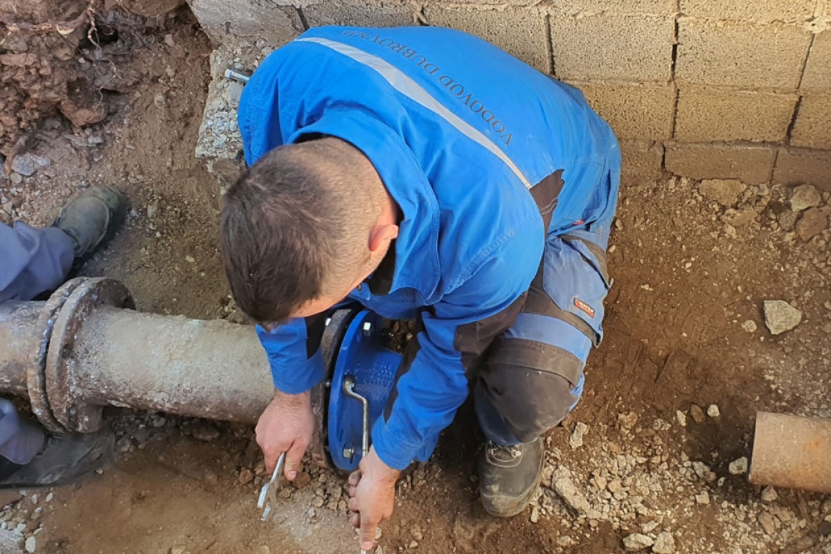 Zbog sanacije puknuća na vodoopskrbnoj mreži bez vode Buići, Petrača i dio Bra&scaron;ine