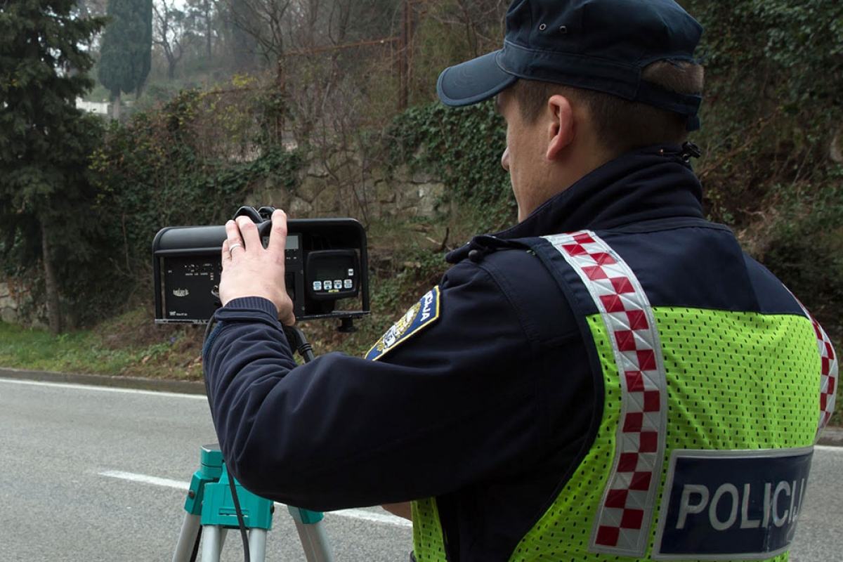 U proteklom tjednu tri prometne nesreće s ozlijeđenima, 375 osoba sankcionirano zbog prekoračenja brzine
